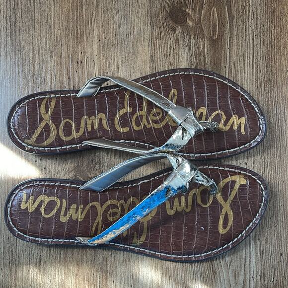 Sam Edelman Giles Gold Snakeskin Print Knotted Thong Sandals - Picture 9 of 14